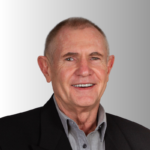 Johan Steyn, Director of Wealth at Securitas Financial Group, headshot in circular frame